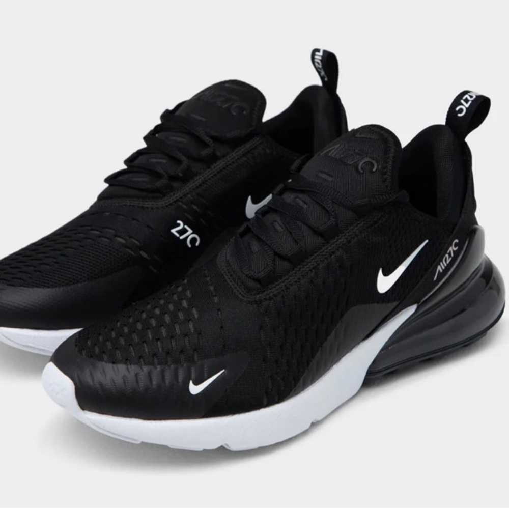 Nike Air Max 270 Women's Sneakers in Black and White